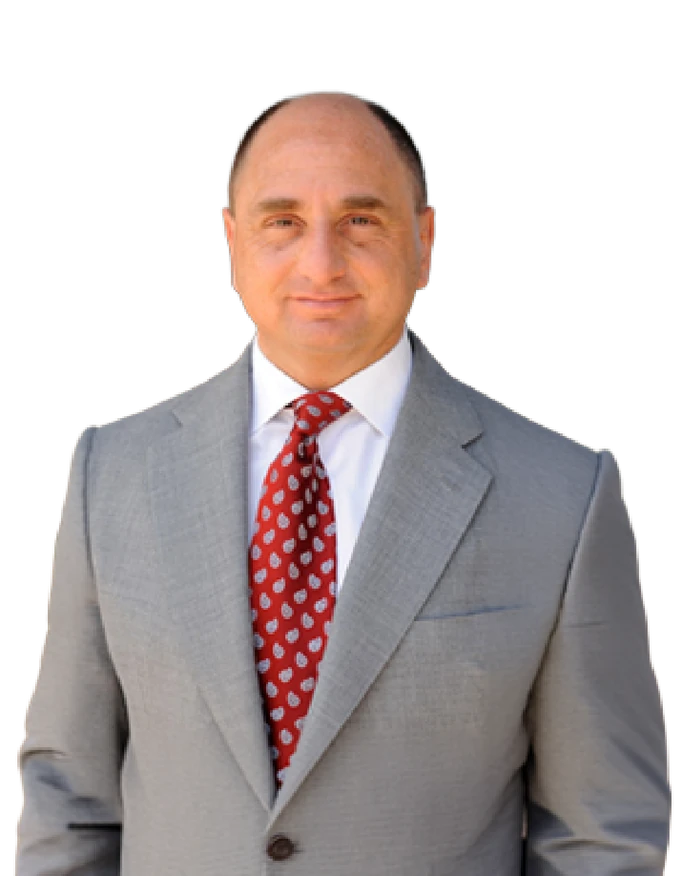 Javier Bertrán, médico y estratega